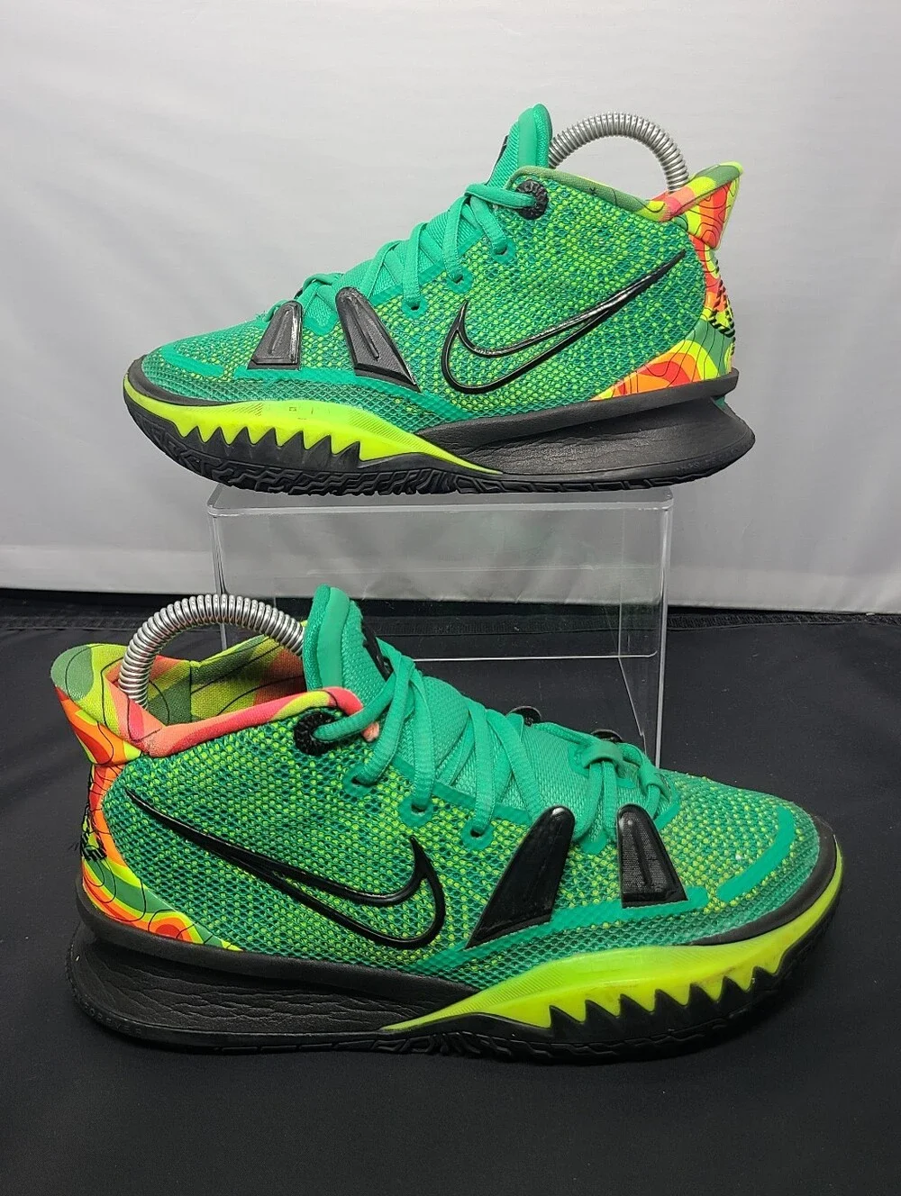 Nike Kyrie 7 Weatherman Baskeball Shoes CQ9326-300 kids size 5